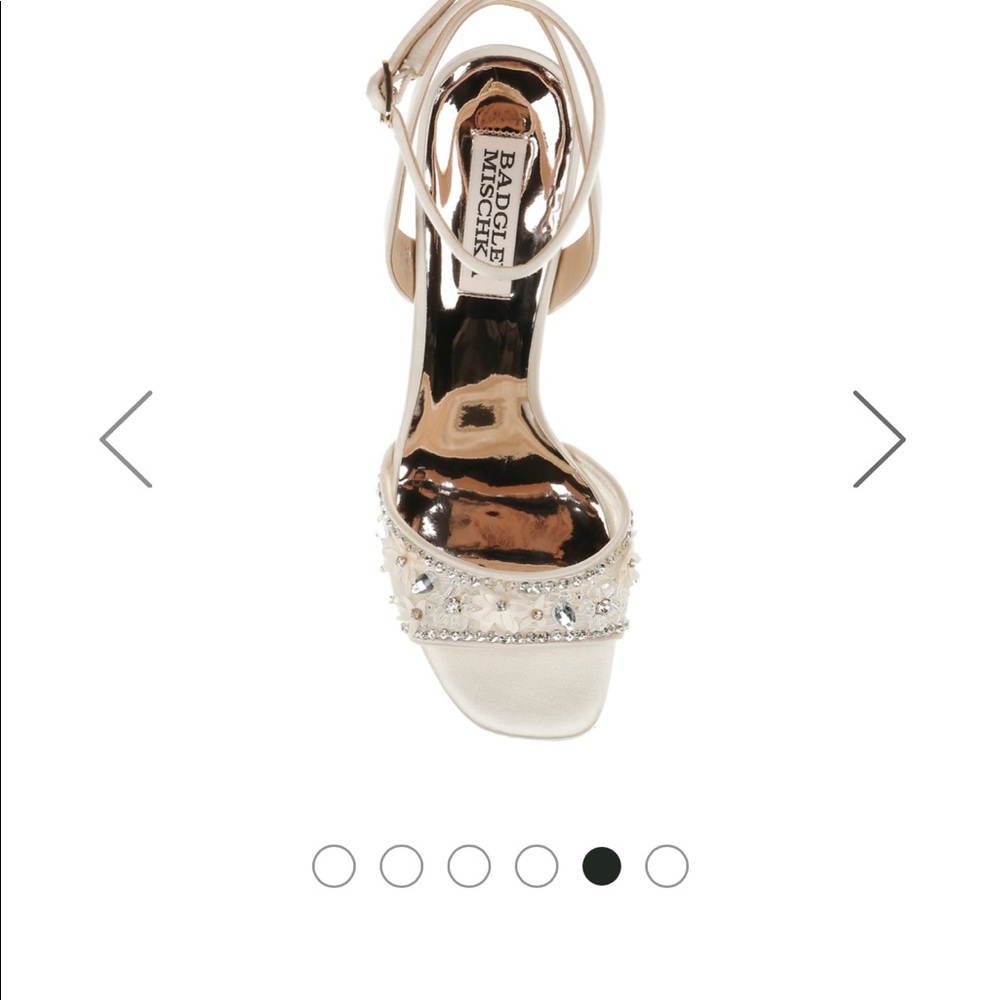 BADGLEY MISCHKA Tayten Block Heel Sandal - Picture 5 of 15